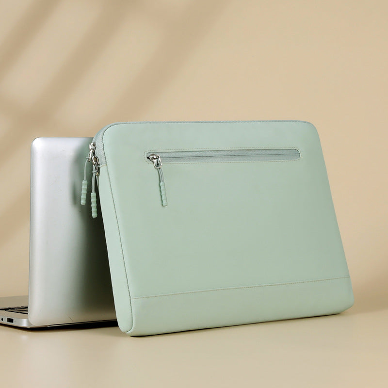 Protective Laptop Bag: Portable and Stylish